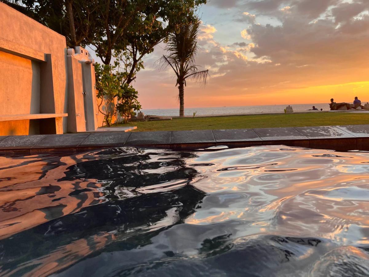 Amanda Beach Villas Unawatuna Kültér fotó