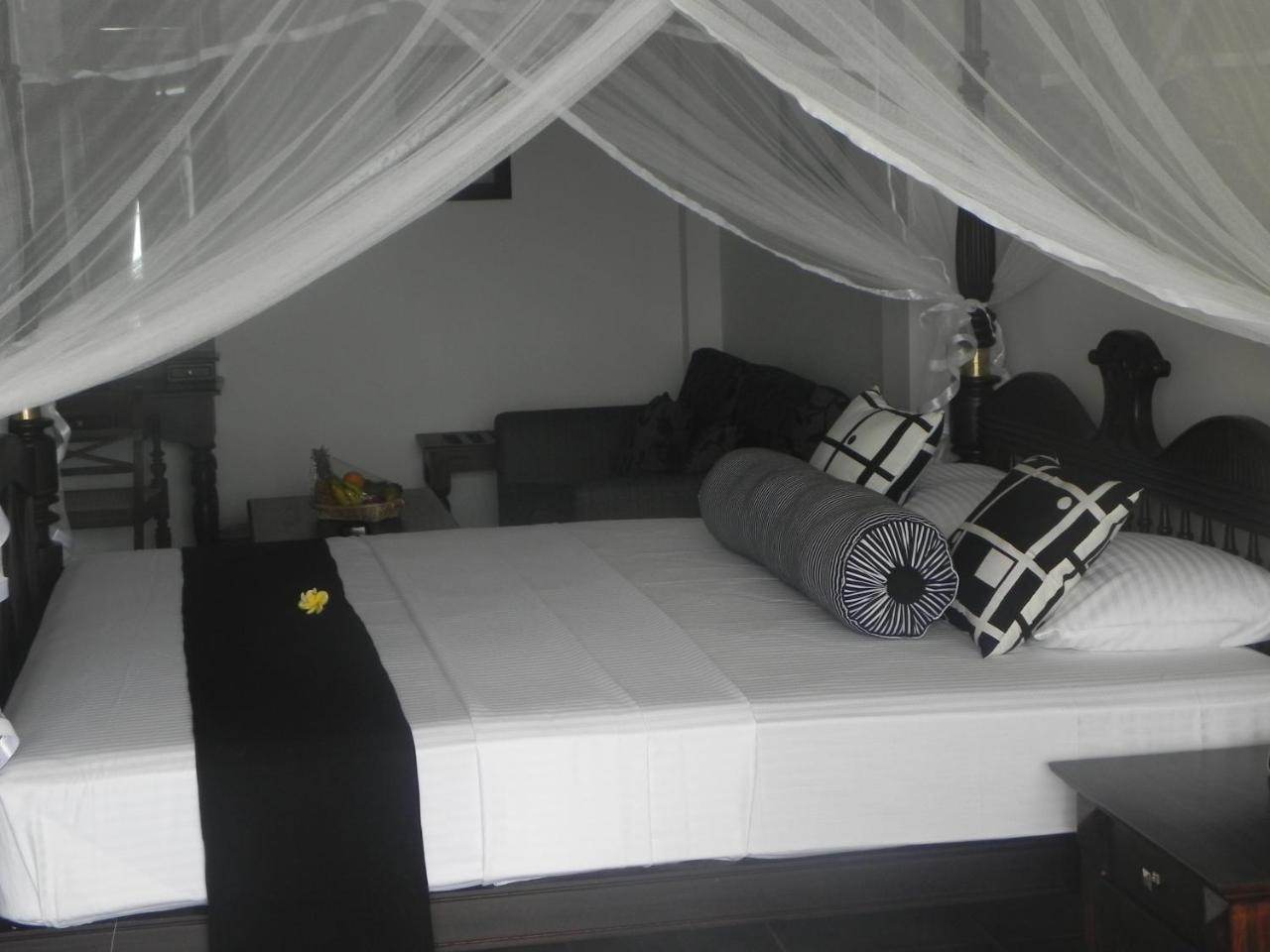 Amanda Beach Villas Unawatuna Szoba fotó