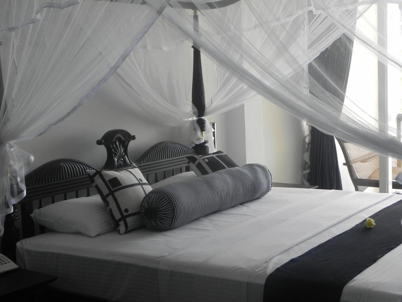 Amanda Beach Villas Unawatuna Kültér fotó