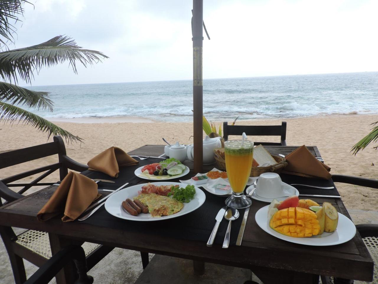 Amanda Beach Villas Unawatuna Kültér fotó