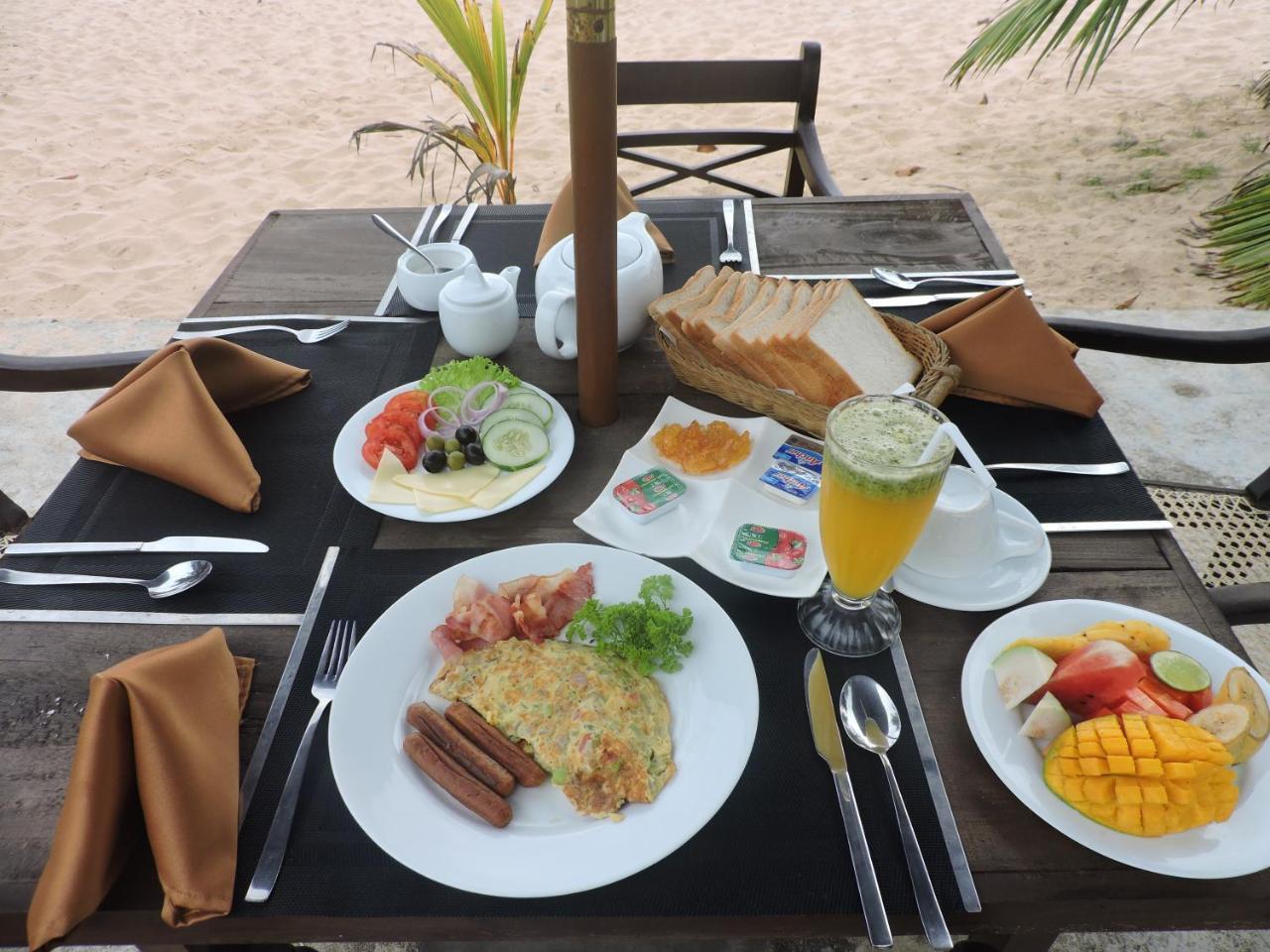 Amanda Beach Villas Unawatuna Kültér fotó